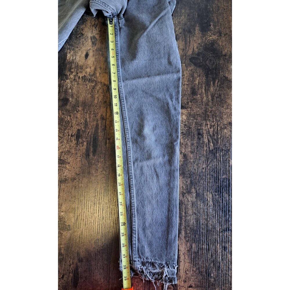 Vintage Levi's 512 Slim Fit Tapered Jeans Short - Picture 11 of 12